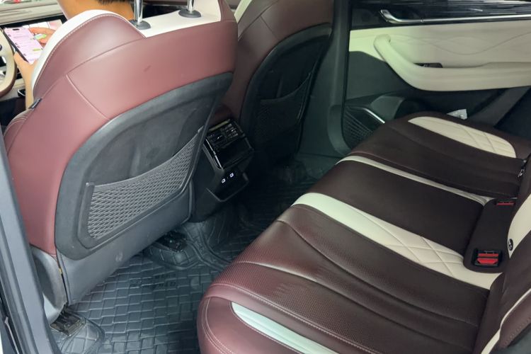 Used Geely Auto Monjaro L 2021 2.0TD DCT EVO Two-Wheel Drive Prestige Version Interior 1
