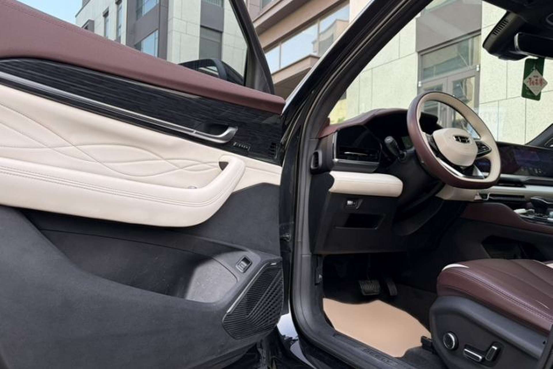Used Geely Auto Monjaro L 2021 2.0TD DCT EVO Two-Wheel Drive Smart Luxury Version Interior 3