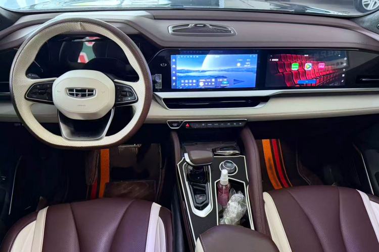 Used Geely Auto Monjaro L 2021 2.0TD DCT EVO Two-Wheel Drive Smart Luxury Version Interior 3