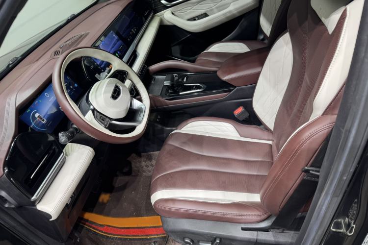 Used Geely Auto Monjaro L 2021 2.0TD DCT EVO Two-Wheel Drive Smart Luxury Version Interior 3