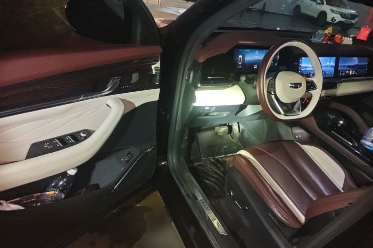 Used Geely Auto Monjaro L 2021 2.0TD DCT EVO Two-Wheel Drive Smart Luxury Version Interior 3