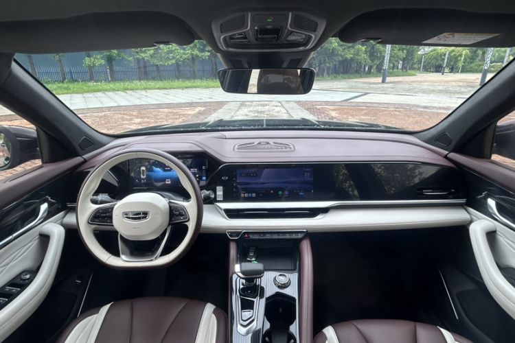 Used Geely Auto Monjaro L 2021 2.0TD DCT EVO Two-Wheel Drive Prestige Version Interior 4
