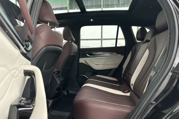 Used Geely Auto Monjaro L 2021 2.0TD DCT EVO Two-Wheel Drive Smart Luxury Version Interior 6