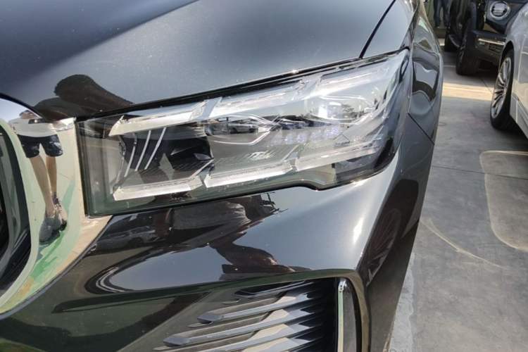 Used Geely Auto Monjaro L 2021 2.0TD High-Power Automatic All-Wheel-Drive Flagship Version Left Front Headlight