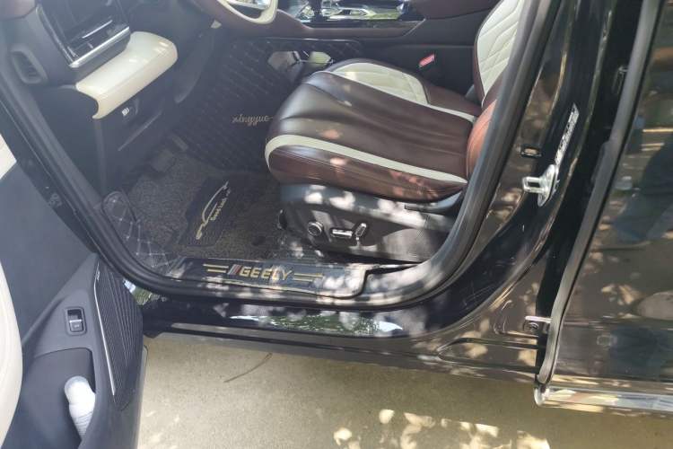 Used Geely Auto Monjaro L 2021 2.0TD High-Power Automatic All-Wheel Drive Luxury Version Left Front Seat