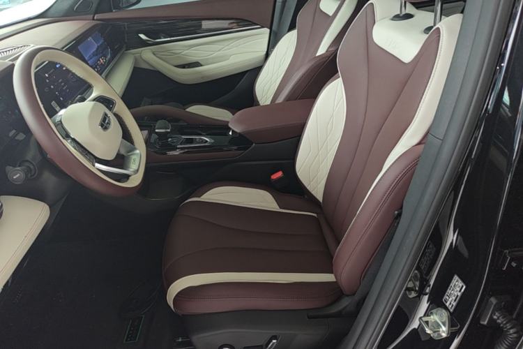 Used Geely Auto Monjaro L 2021 2.0TD DCT EVO Two-Wheel Drive Prestige Version Left Front Seat