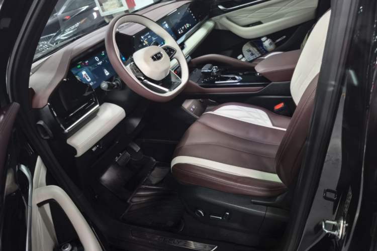 Used Geely Auto Monjaro L 2021 2.0TD High-Power Automatic All-Wheel-Drive Flagship Version Left Front Seat