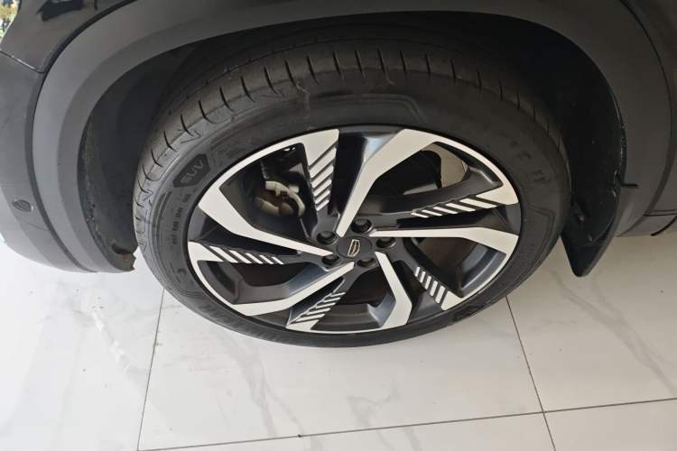 Used Geely Auto Monjaro L 2021 2.0TD DCT EVO Two-Wheel Drive Smart Luxury Version Left Front Wheel Hub