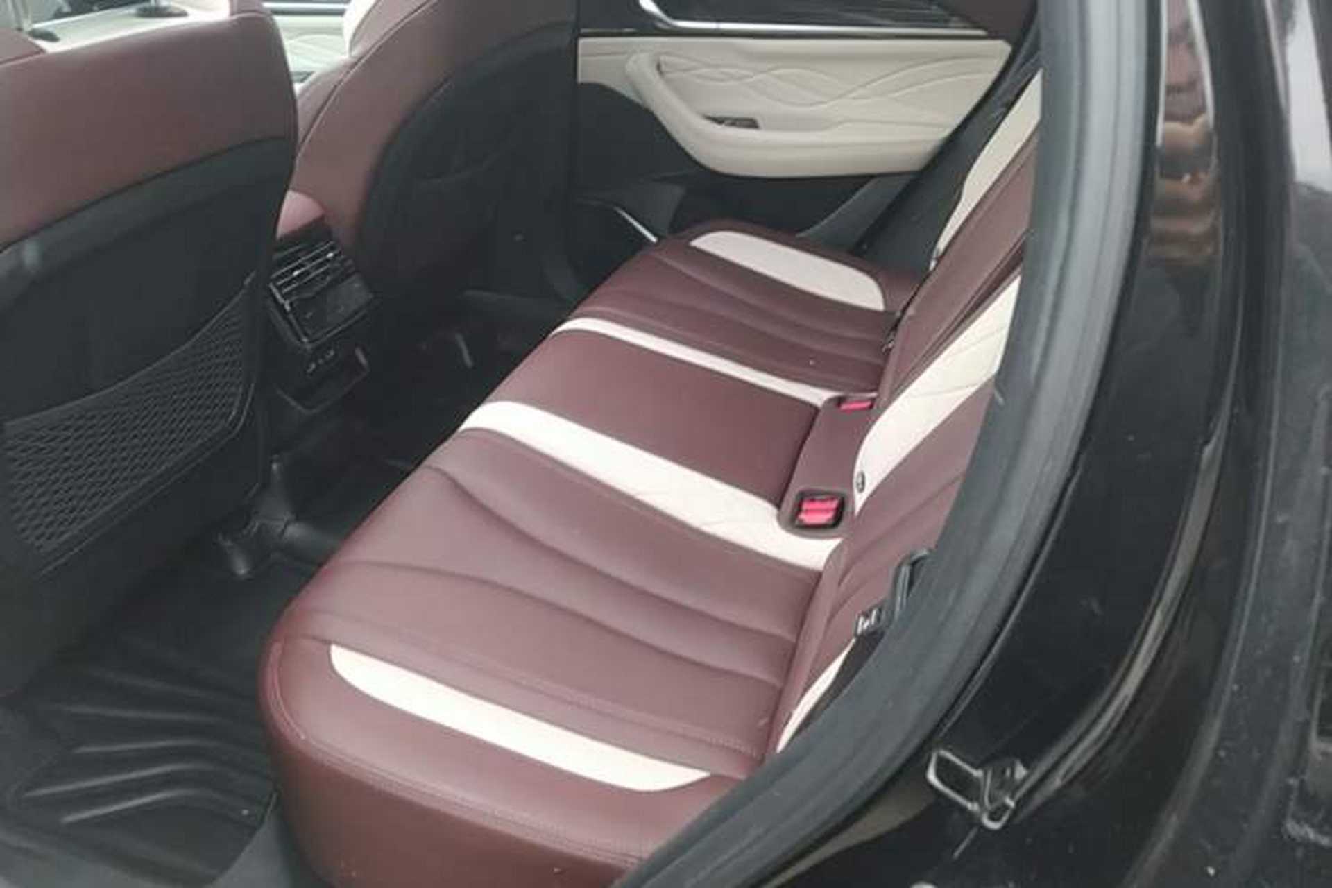 Used Geely Auto Monjaro L 2021 2.0TD DCT EVO Two-Wheel Drive Smart Luxury Version Left Rear Seat