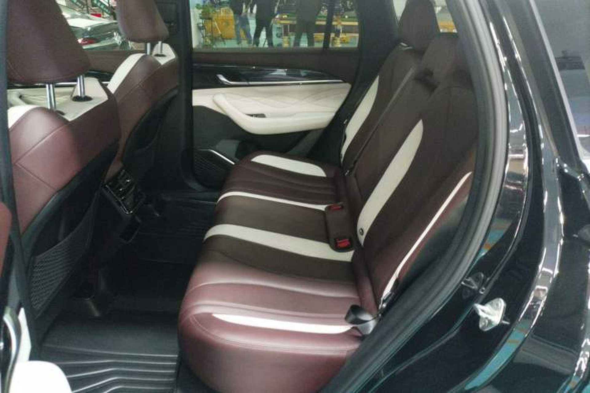 Used Geely Auto Monjaro L 2021 2.0TD DCT EVO Two-Wheel Drive Smart Luxury Version Left Rear Seat