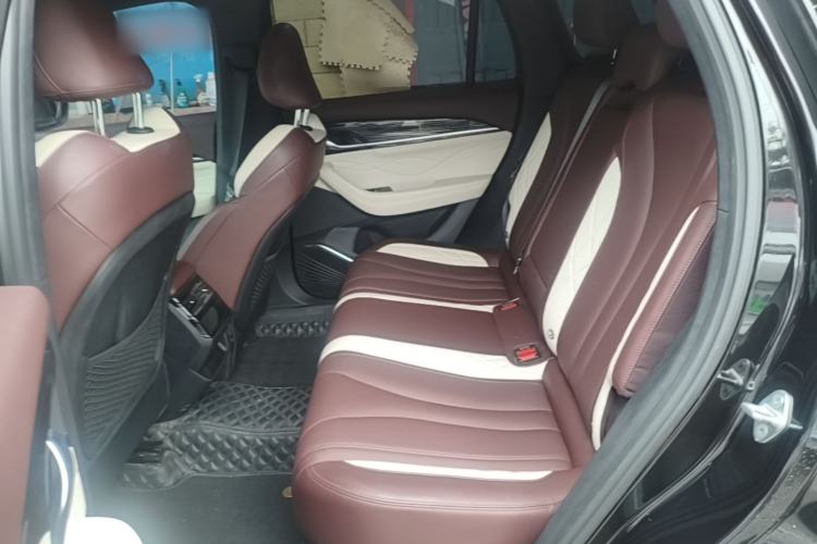 Used Geely Auto Monjaro L 2021 2.0TD High-Power Automatic All-Wheel-Drive Flagship Version Left Rear Seat