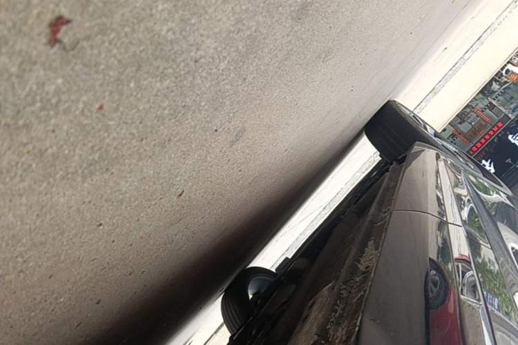 Used Geely Auto Monjaro L 2021 2.0TD DCT EVO Two-Wheel Drive Smart Luxury Version Left Side Sill