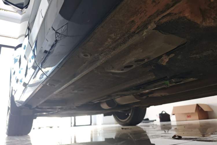 Used Geely Auto Monjaro L 2021 2.0TD DCT EVO Two-Wheel Drive Smart Luxury Version Left Side Sill