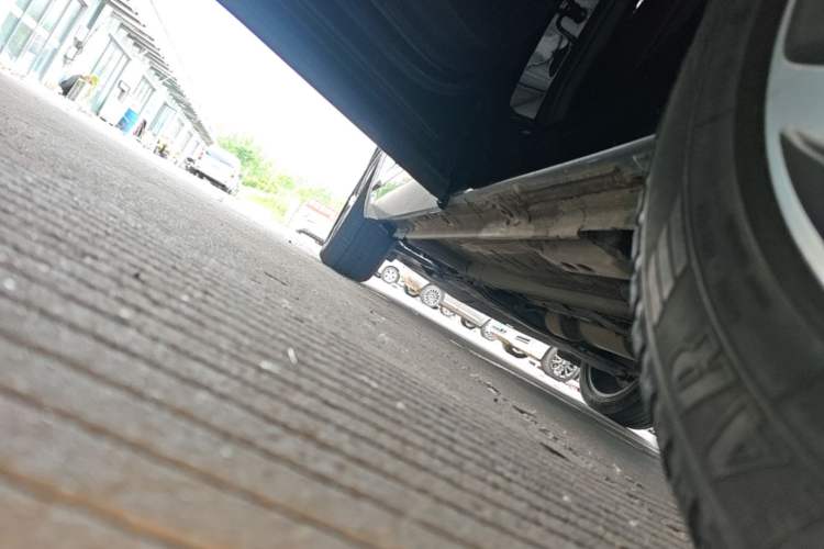 Used Geely Auto Monjaro L 2021 2.0TD DCT EVO Two-Wheel Drive Prestige Version Left Side Sill