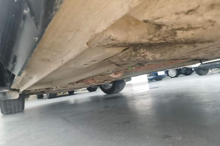 Used Geely Auto Monjaro L 2021 2.0TD DCT EVO Two-Wheel Drive Prestige Version Left Side Sill