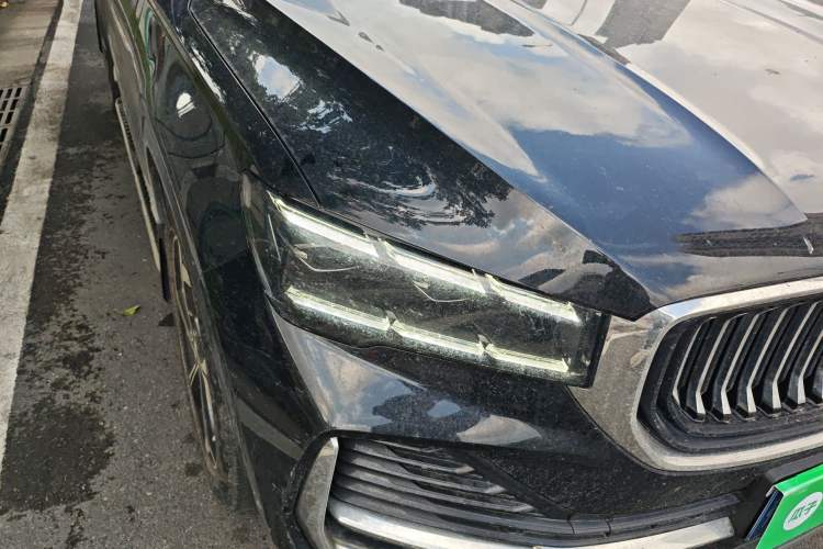 Used Geely Auto Monjaro L 2021 2.0TD DCT EVO Two-Wheel Drive Prestige Version Right Front Headlight