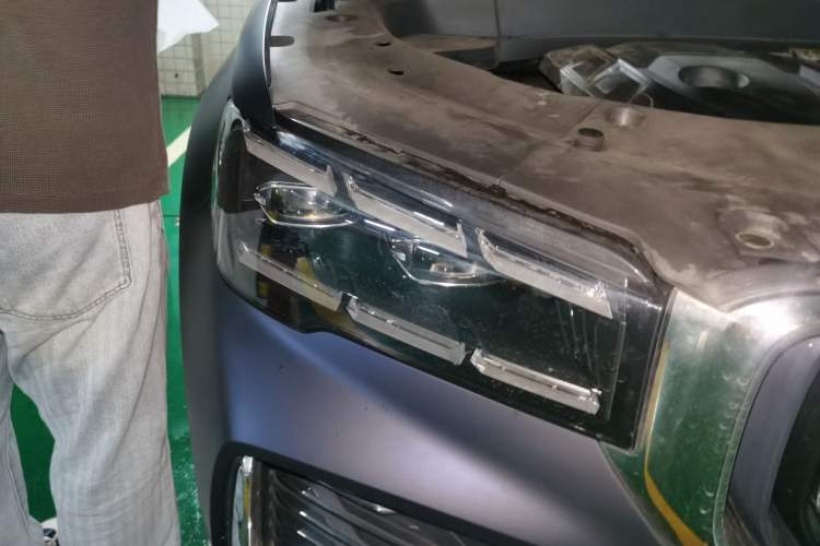Used Geely Auto Monjaro L 2021 2.0TD High-Power Automatic All-Wheel-Drive Flagship Version Right Front Headlight