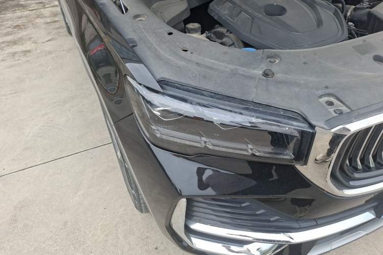 Used Geely Auto Monjaro L 2021 2.0TD High-Power Automatic All-Wheel Drive Luxury Version Right Front Headlight