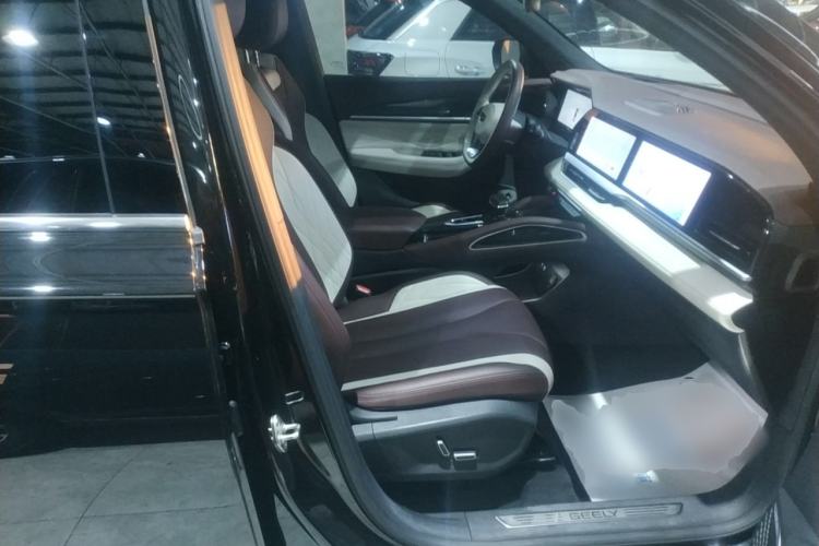Used Geely Auto Monjaro L 2021 2.0TD High-Power Automatic All-Wheel-Drive Flagship Version Right Front Seat