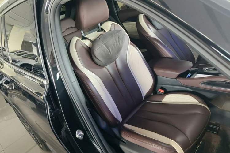 Used Geely Auto Monjaro L 2021 2.0TD DCT EVO Two-Wheel Drive Smart Luxury Version Right Front Seat