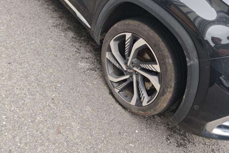 Used Geely Auto Monjaro L 2021 2.0TD DCT EVO Two-Wheel Drive Smart Luxury Version Right Front Wheel Hub