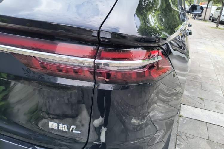 Used Geely Auto Monjaro L 2021 2.0TD DCT EVO Two-Wheel Drive Prestige Version Right Rear Taillight