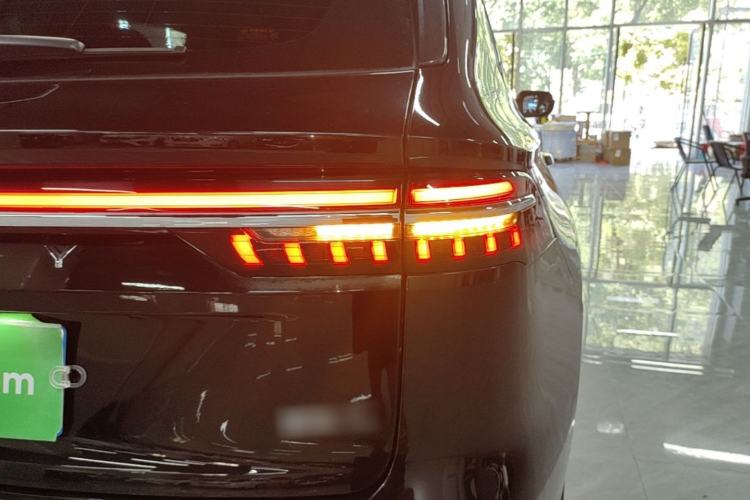 Used Geely Auto Monjaro L 2021 2.0TD DCT EVO Two-Wheel Drive Prestige Version Right Rear Taillight