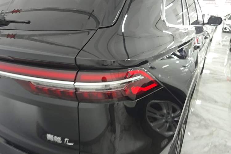 Used Geely Auto Monjaro L 2021 2.0TD DCT EVO Two-Wheel Drive Smart Luxury Version Right Rear Taillight