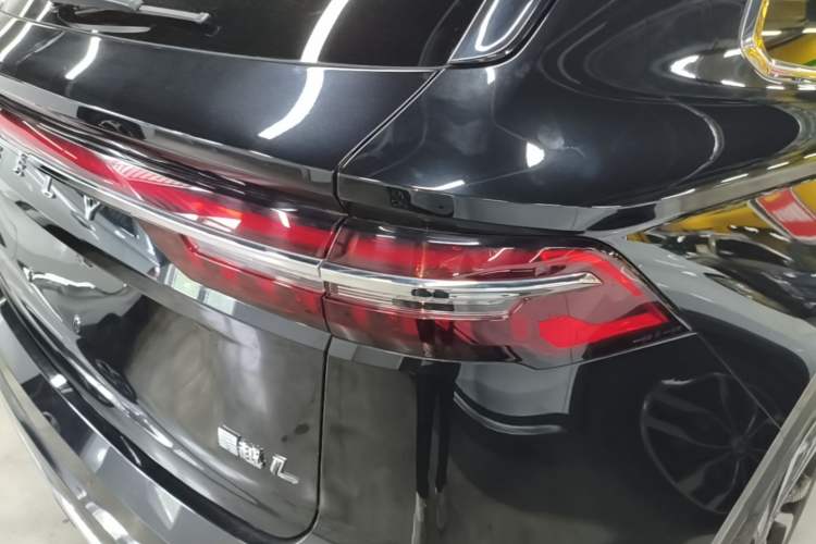 Used Geely Auto Monjaro L 2021 2.0TD DCT EVO Two-Wheel Drive Smart Luxury Version Right Rear Taillight
