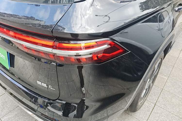 Used Geely Auto Monjaro L 2021 2.0TD DCT EVO Two-Wheel Drive Prestige Version Right Rear Taillight