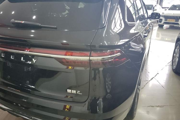 Used Geely Auto Monjaro L 2021 2.0TD DCT EVO Two-Wheel-Drive Flagship Version Right Rear Taillight