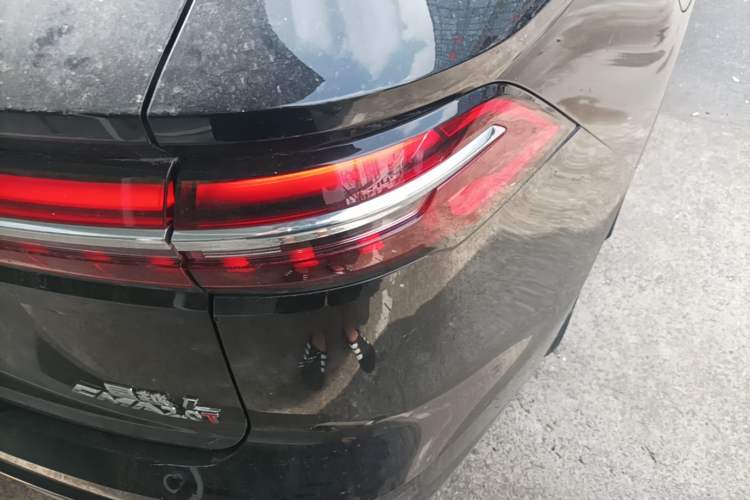 Used Geely Auto Monjaro L 2021 2.0TD DCT EVO Two-Wheel-Drive Flagship Version Right Rear Taillight