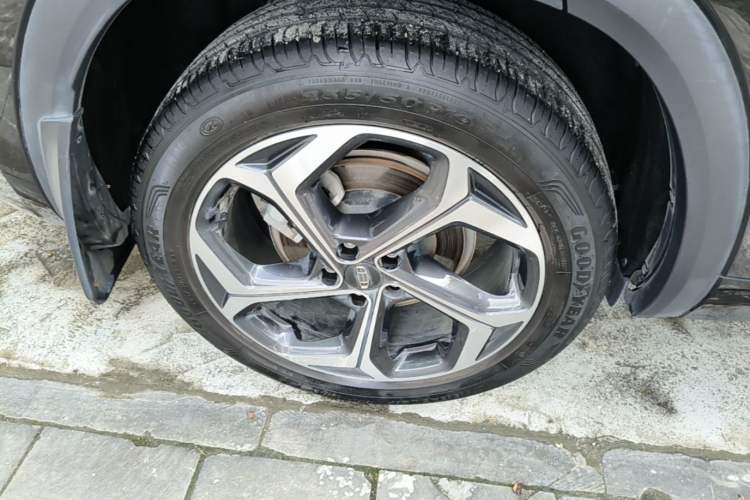 Used Geely Auto Monjaro L 2021 2.0TD DCT EVO Two-Wheel Drive Prestige Version Right Rear Wheel Hub