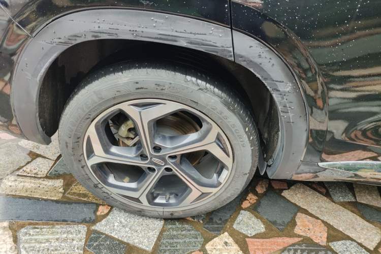 Used Geely Auto Monjaro L 2021 2.0TD DCT EVO Two-Wheel Drive Prestige Version Right Rear Wheel Hub
