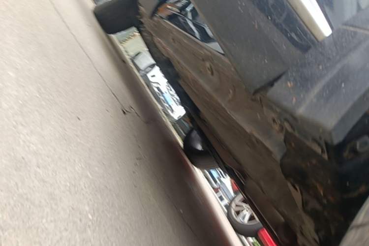 Used Geely Auto Monjaro L 2021 2.0TD DCT EVO Two-Wheel Drive Smart Luxury Version Right Side Sill