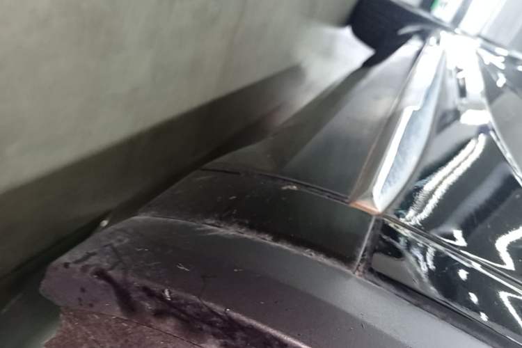 Used Geely Auto Monjaro L 2021 2.0TD DCT EVO Two-Wheel Drive Prestige Version Right Side Sill