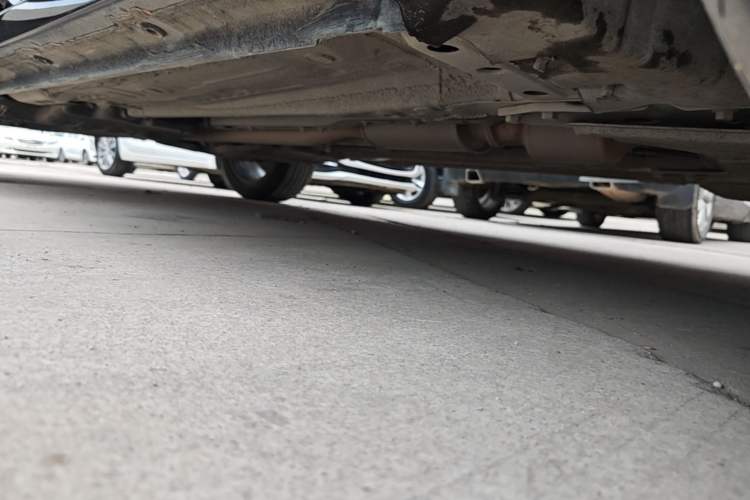 Used Geely Auto Monjaro L 2021 2.0TD DCT EVO Two-Wheel Drive Prestige Version Right Side Sill