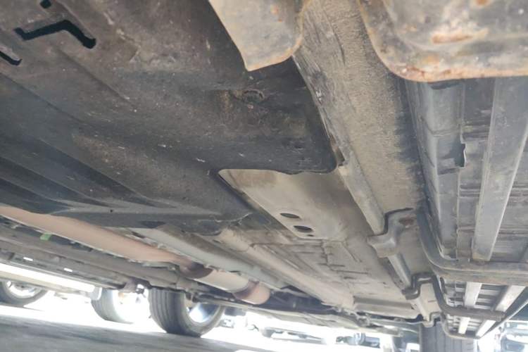Used Geely Auto Monjaro L 2021 2.0TD DCT EVO Two-Wheel Drive Smart Luxury Version Right Side Sill