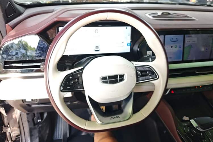 Used Geely Auto Monjaro L 2021 2.0TD DCT EVO Two-Wheel Drive Prestige Version Steering Wheel