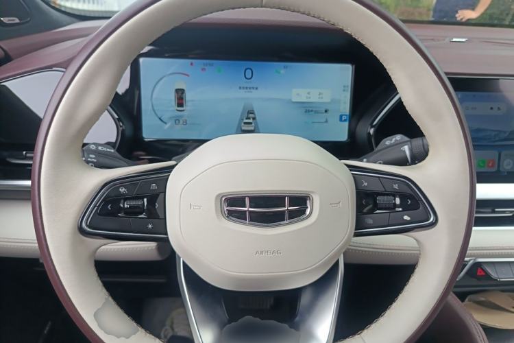 Used Geely Auto Monjaro L 2021 2.0TD DCT EVO Two-Wheel Drive Smart Luxury Version Steering Wheel