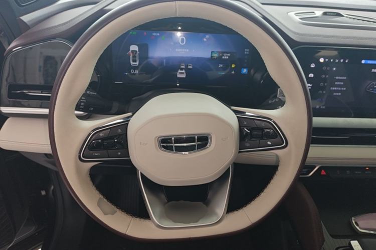 Used Geely Auto Monjaro L 2021 2.0TD DCT EVO Two-Wheel Drive Prestige Version Steering Wheel