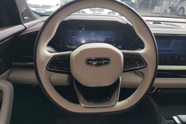 Used Geely Auto Monjaro L 2021 2.0TD DCT EVO Two-Wheel Drive Smart Luxury Version Steering Wheel