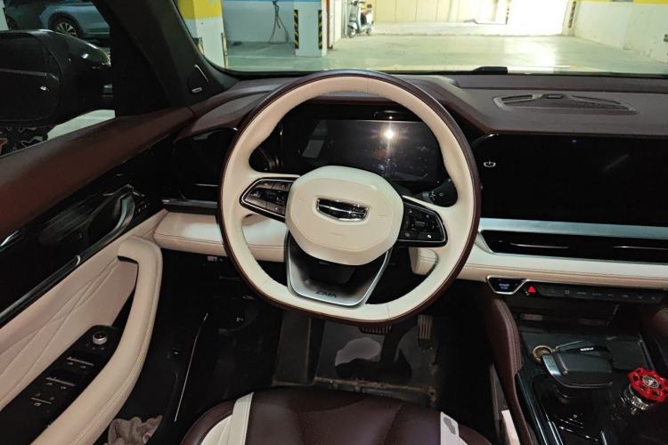 Used Geely Auto Monjaro L 2021 2.0TD DCT EVO Two-Wheel Drive Smart Luxury Version Steering Wheel