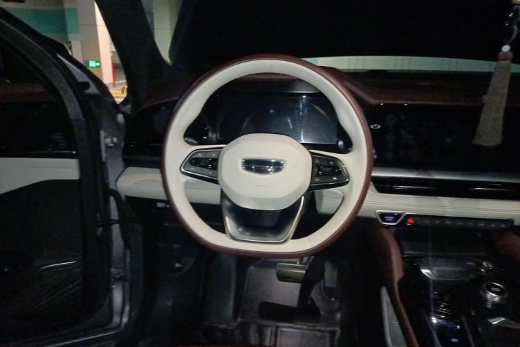 Used Geely Auto Monjaro L 2021 2.0TD DCT EVO Two-Wheel Drive Prestige Version Steering Wheel