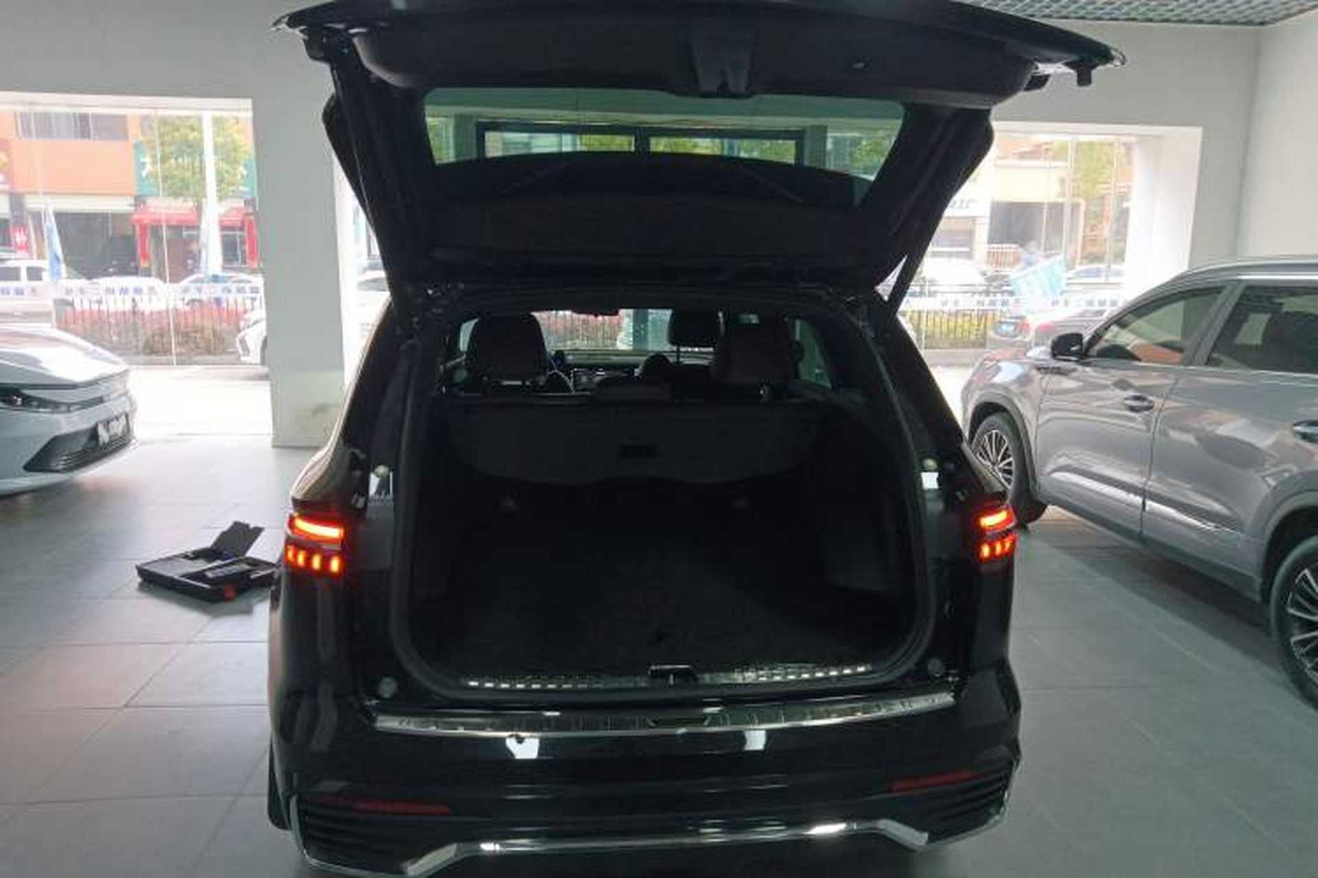 Used Geely Auto Monjaro L 2021 2.0TD DCT EVO Two-Wheel Drive Prestige Version Trunk
