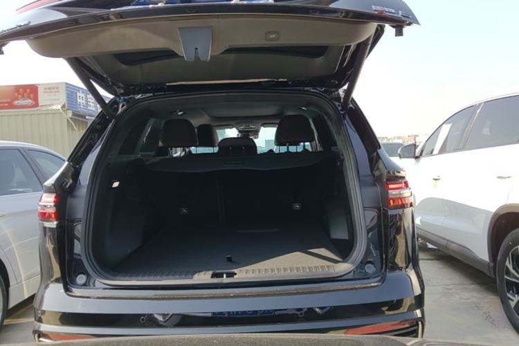 Used Geely Auto Monjaro L 2021 2.0TD High-Power Automatic All-Wheel-Drive Flagship Version Trunk