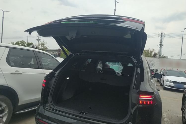 Used Geely Auto Monjaro L 2021 2.0TD DCT EVO Two-Wheel Drive Smart Luxury Version Trunk