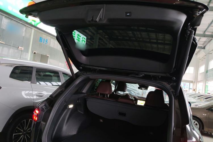 Used Geely Auto Monjaro L 2021 2.0TD DCT EVO Two-Wheel Drive Smart Luxury Version Trunk