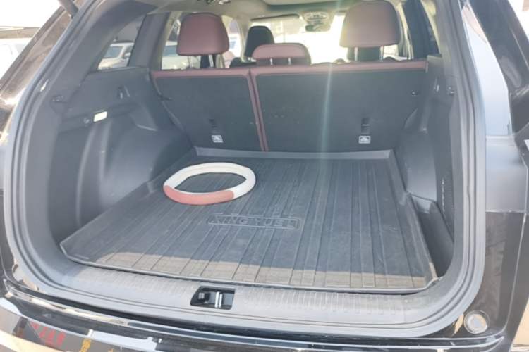 Used Geely Auto Monjaro L 2021 2.0TD DCT EVO Two-Wheel Drive Smart Luxury Version Trunk