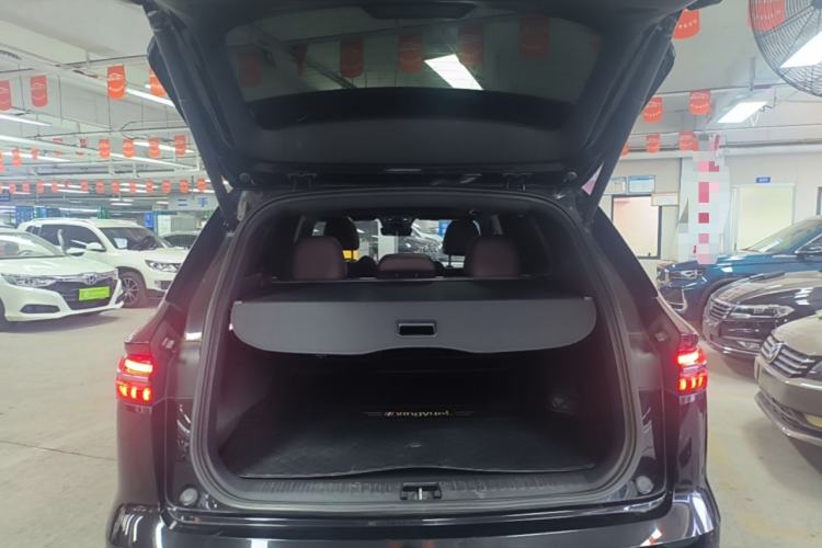 Used Geely Auto Monjaro L 2021 2.0TD DCT EVO Two-Wheel Drive Smart Luxury Version Trunk
